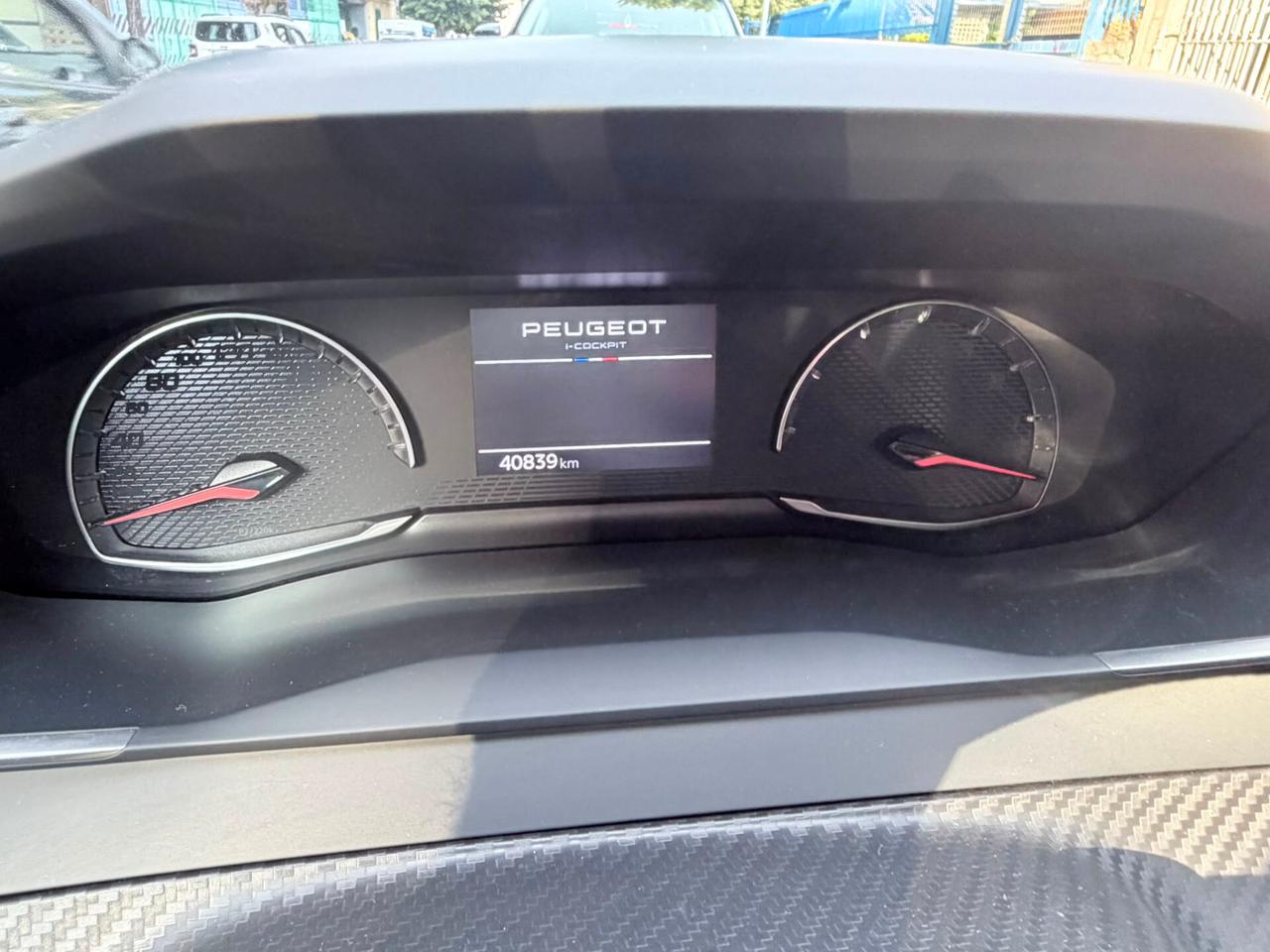 Peugeot 208 PureTech 100 Stop&Start 5 porte Allure