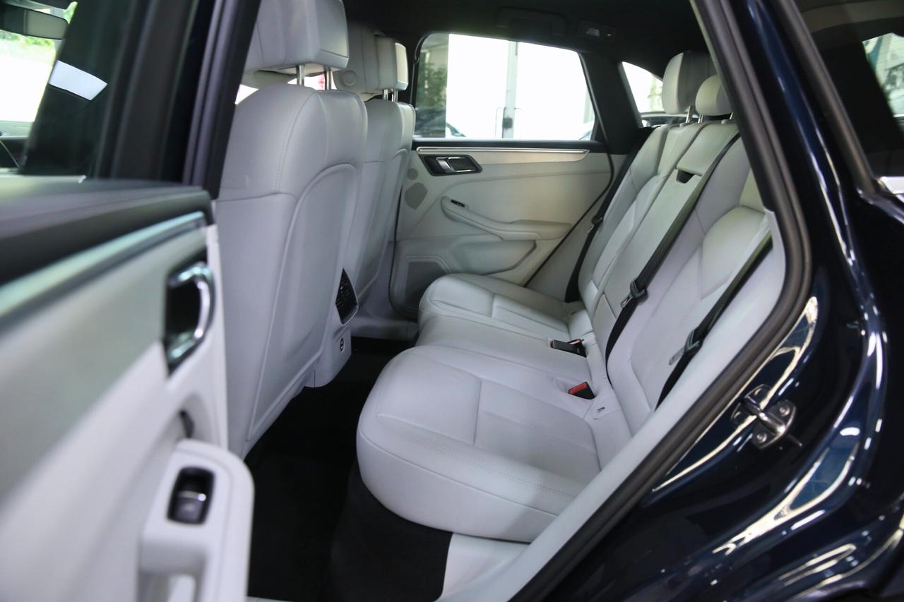 Porsche Macan 2.0 265 cv pdk