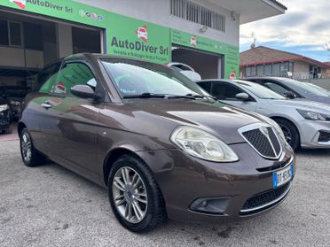 Lancia Ypsilon 1.4 Platino Ecochic GPL