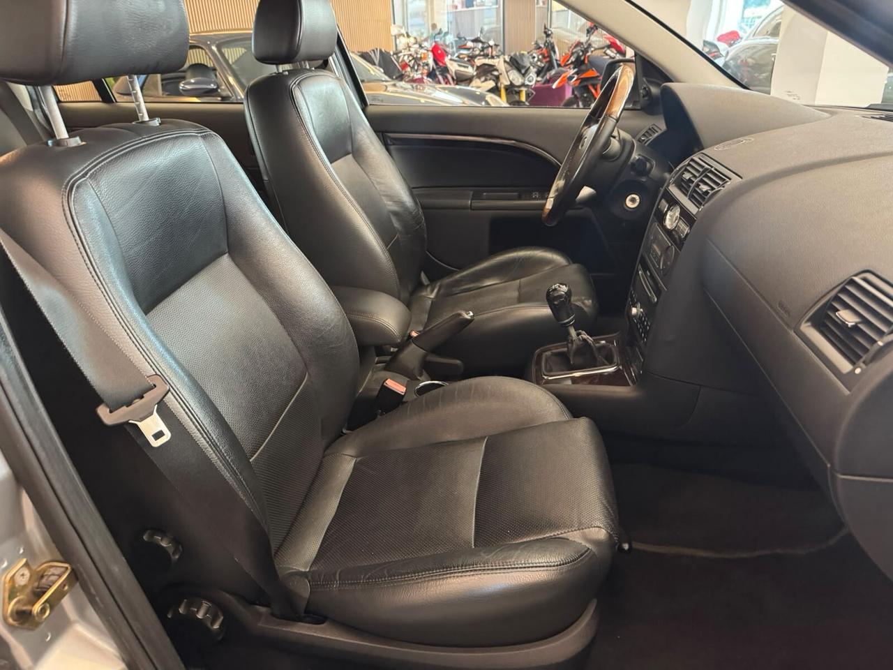 FORD MONDEO 2.2 TDCI GHIA BERLINA