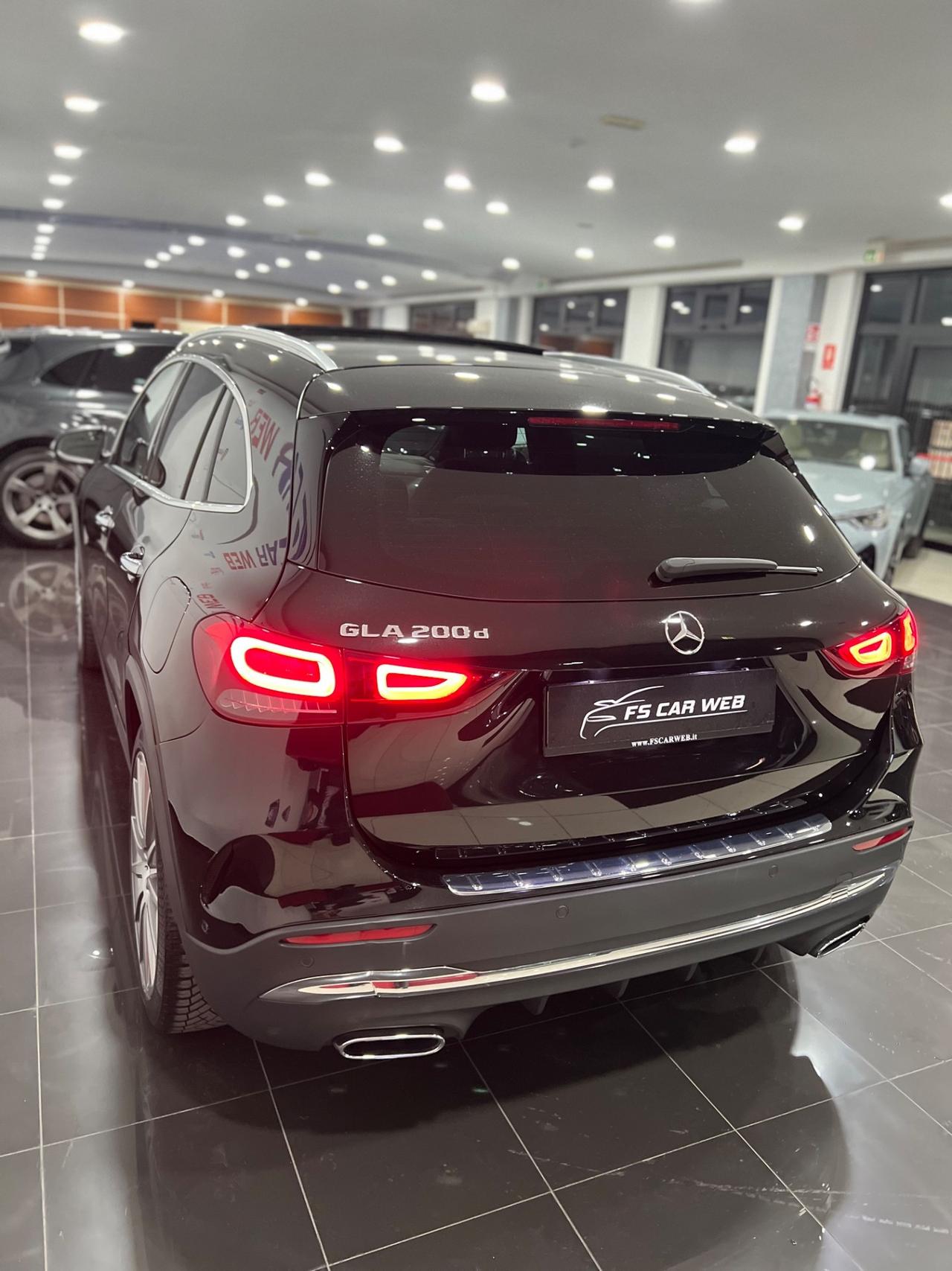 Mercedes Benz GLA 200d Aut. Premium AMG 150 cv
