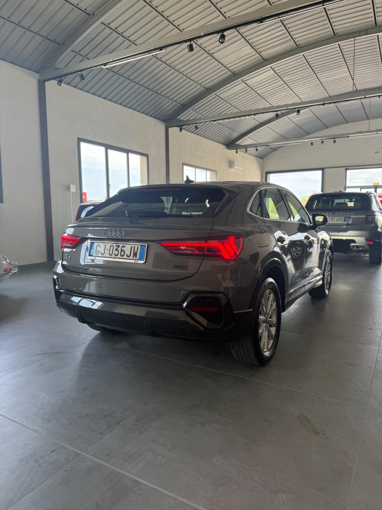Audi Q3 SPB 35 TDI S tronic Business Plus