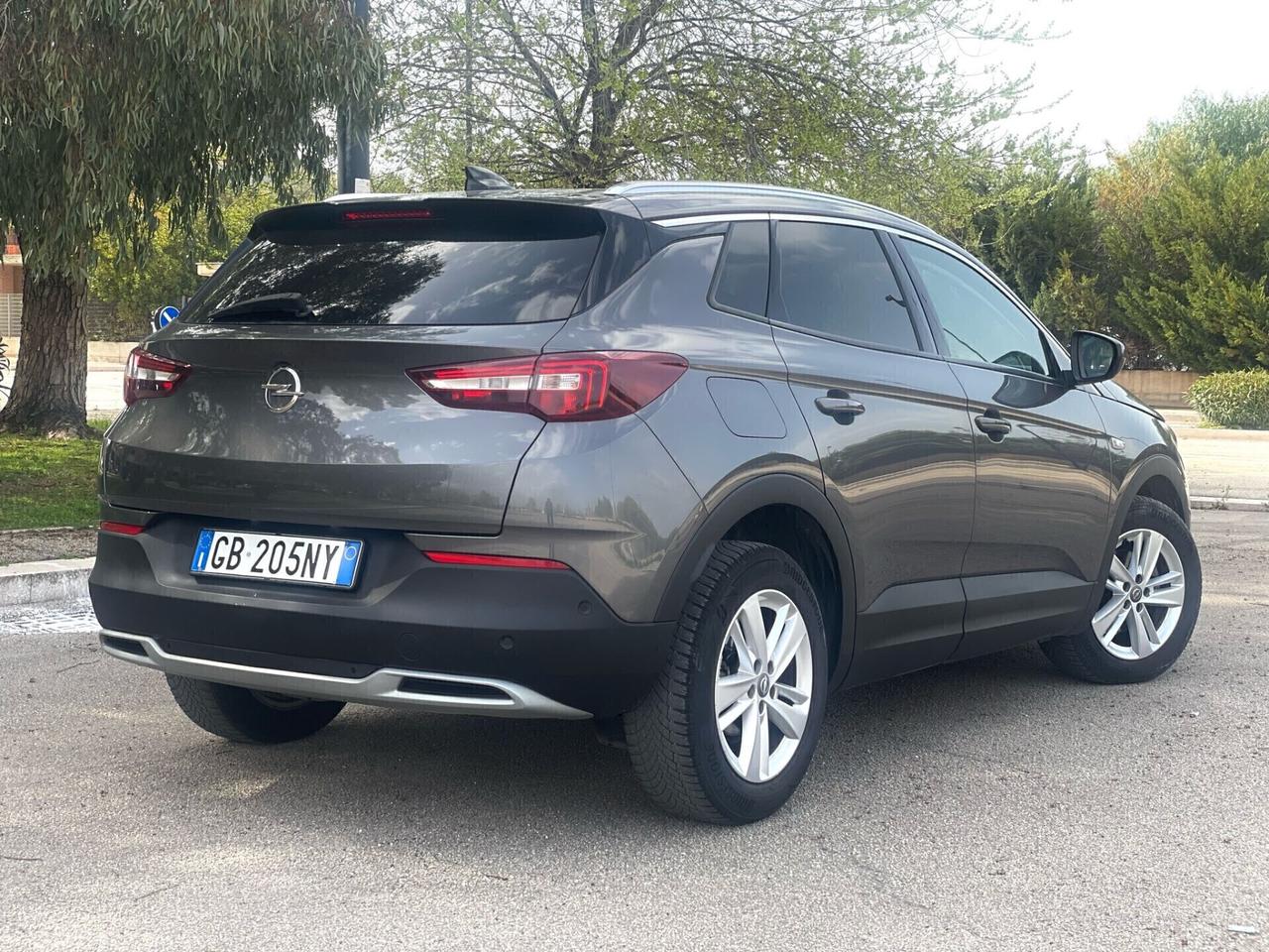 Opel Grandland X 1.5 diesel automatica | GARANZIA 12 MESI
