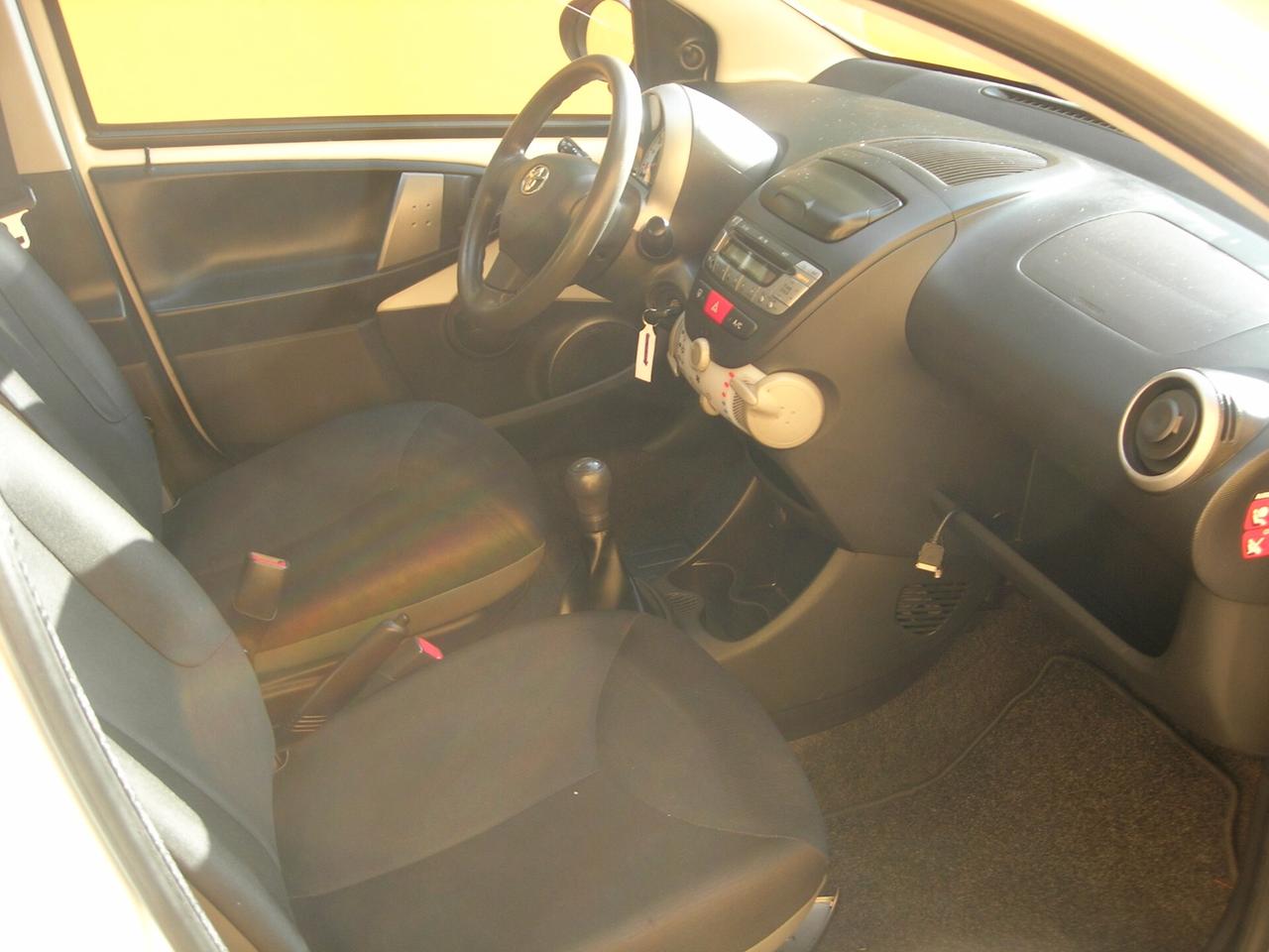 Toyota Aygo 1.0 12V VVT-i 5 porte Active Connect