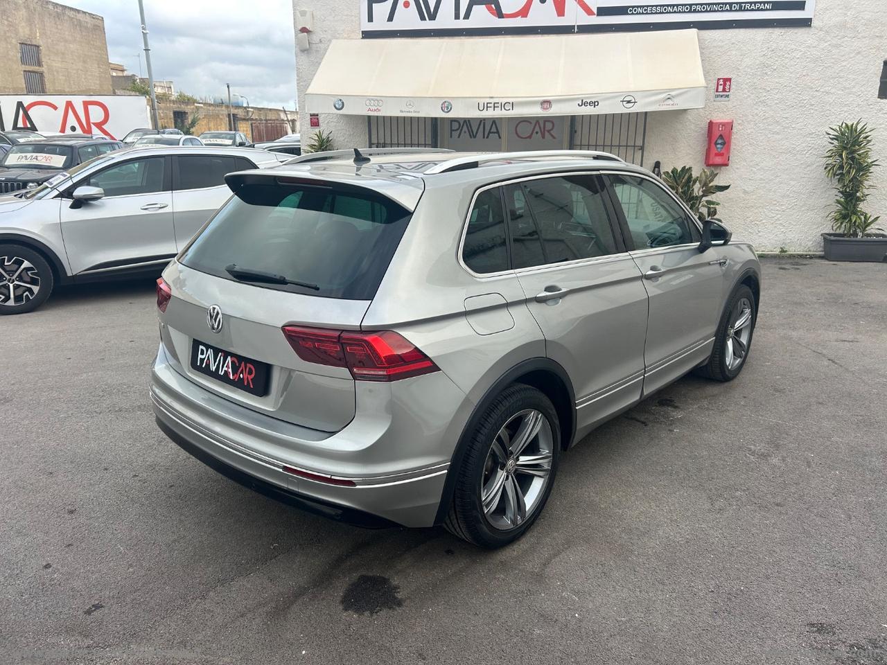 VOLKSWAGEN Tiguan 2.0 TDI 150CV SCR DSG R-Line