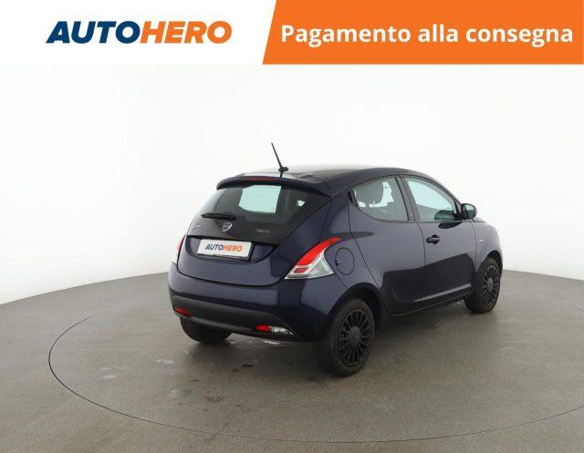 LANCIA Ypsilon 1.0 FireFly 5 porte S&S Hybrid Ecochic Silver