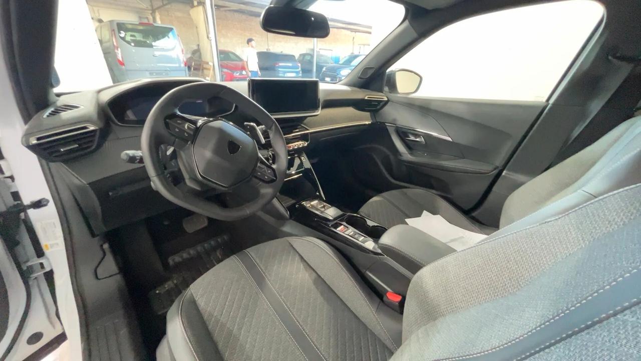 Peugeot 2008 PureTech 130 S&S EAT8 Style AUTOMATICA