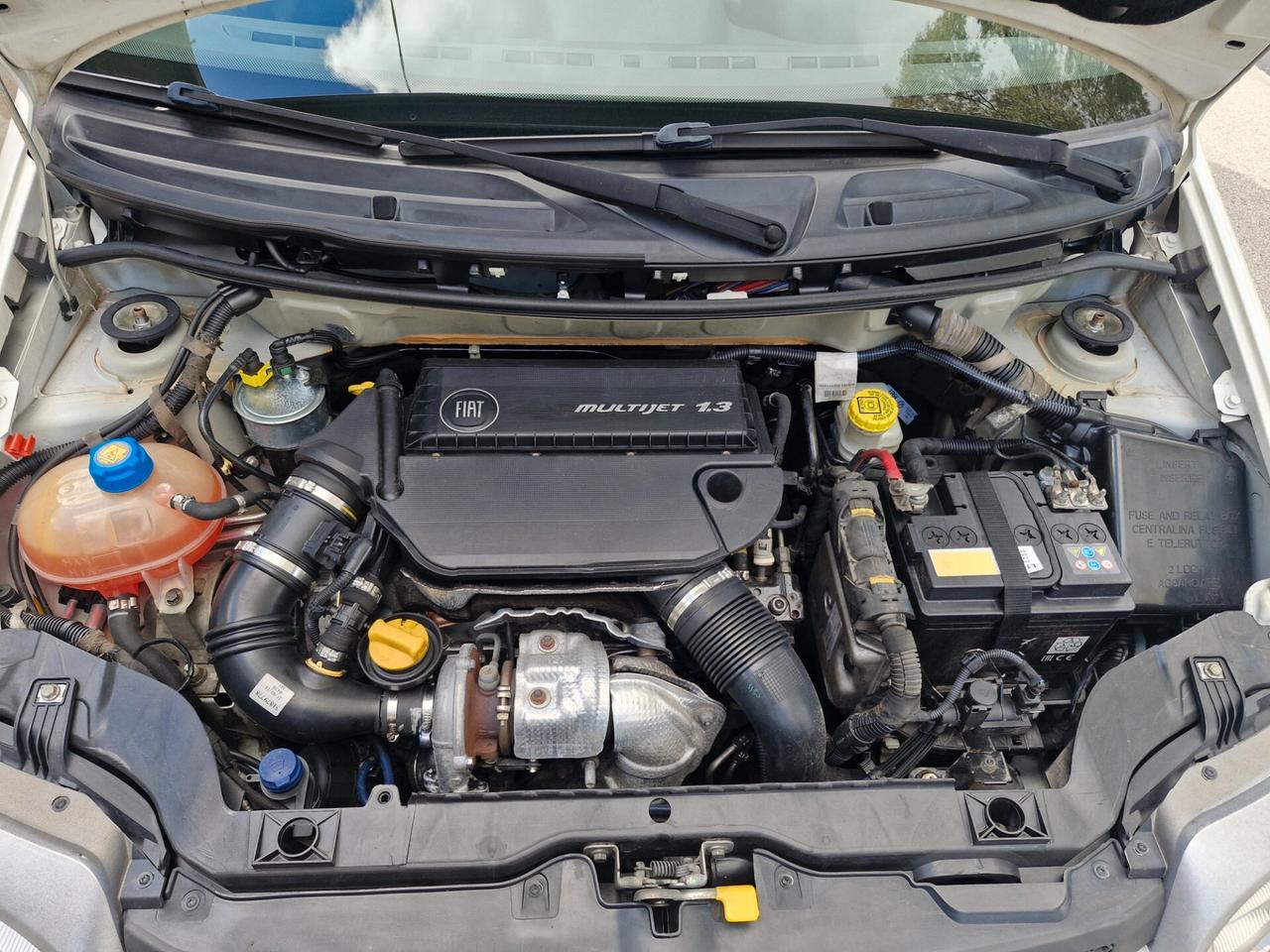 Fiat Panda 1.3 MJT 16V DPF 4x4 Climbing