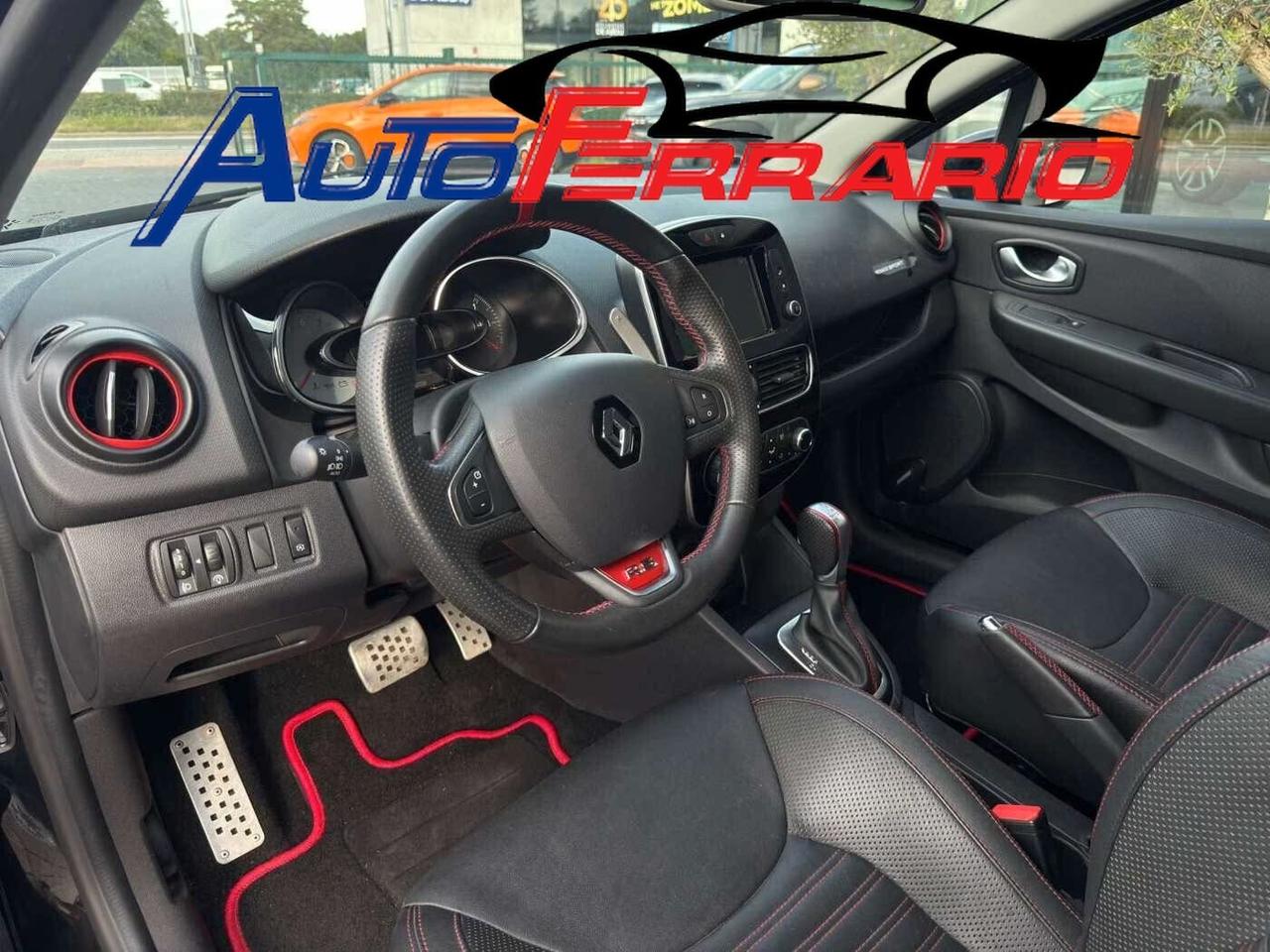 Renault Clio RS TROPHY AKAPRAPOVIC SENS PARK 18" VETRI SCURI SED. RISCALDATI PELLE/TESSUTO IN ARRIVO OPZIOANBILE