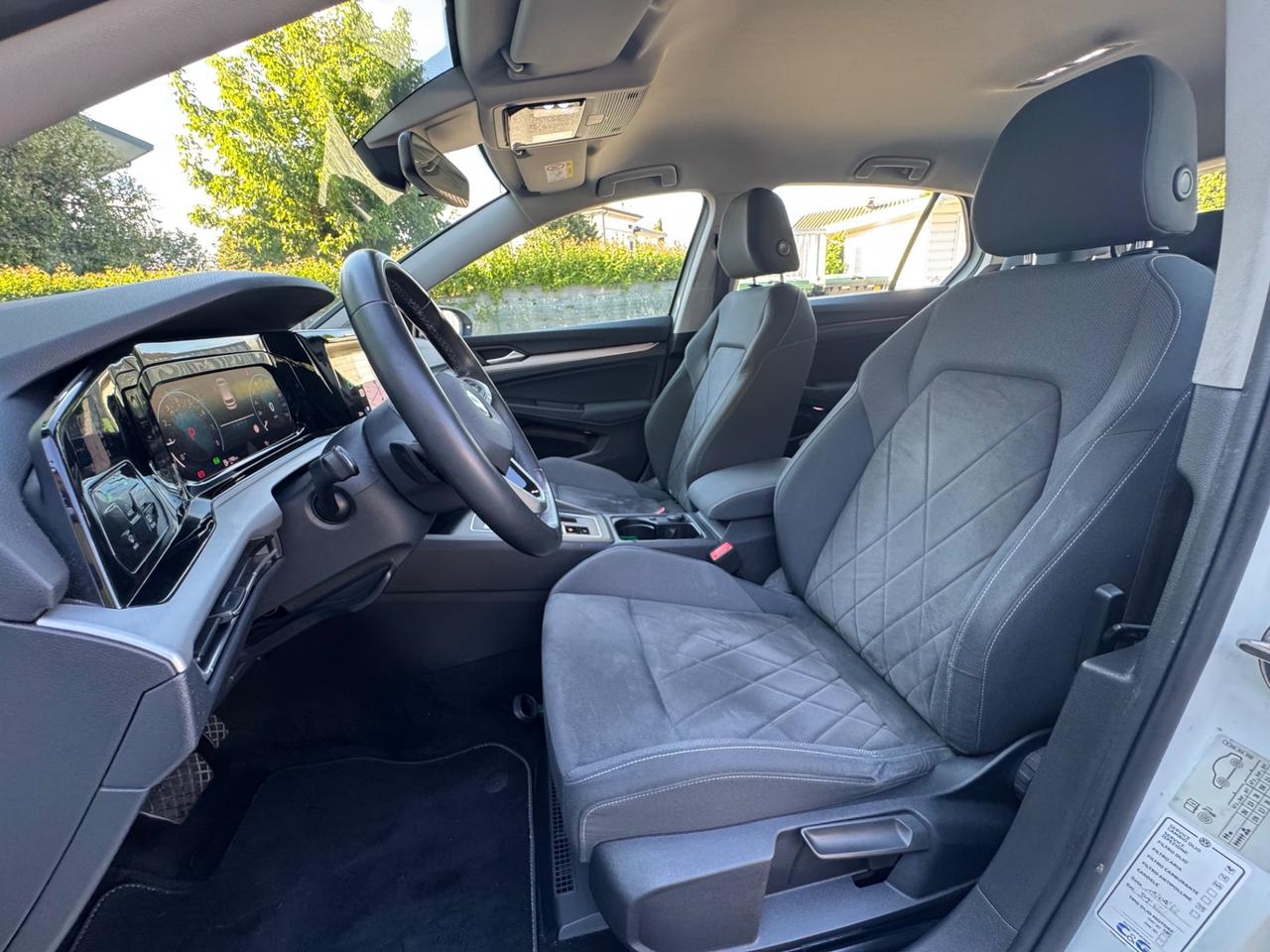 Volkswagen Golf 1.5 eTSI 150 CV EVO ACT DSG Life 2021