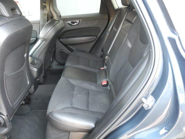 VOLVO XC60 2.0 D AWD Geartronic Business Plus Hybrid autom.