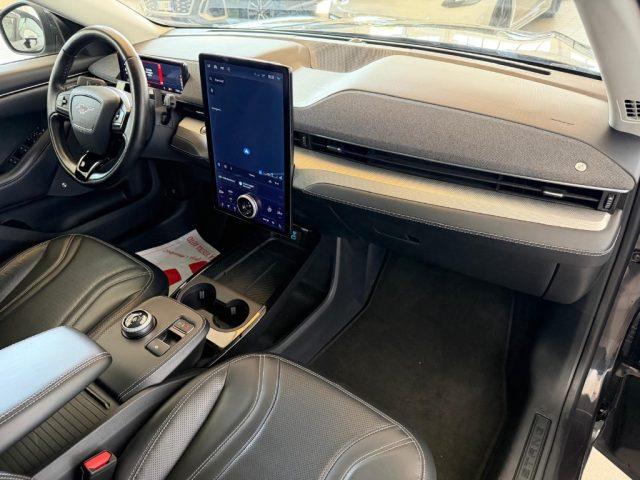 FORD Mustang Mach-E Standard Range 269 CV