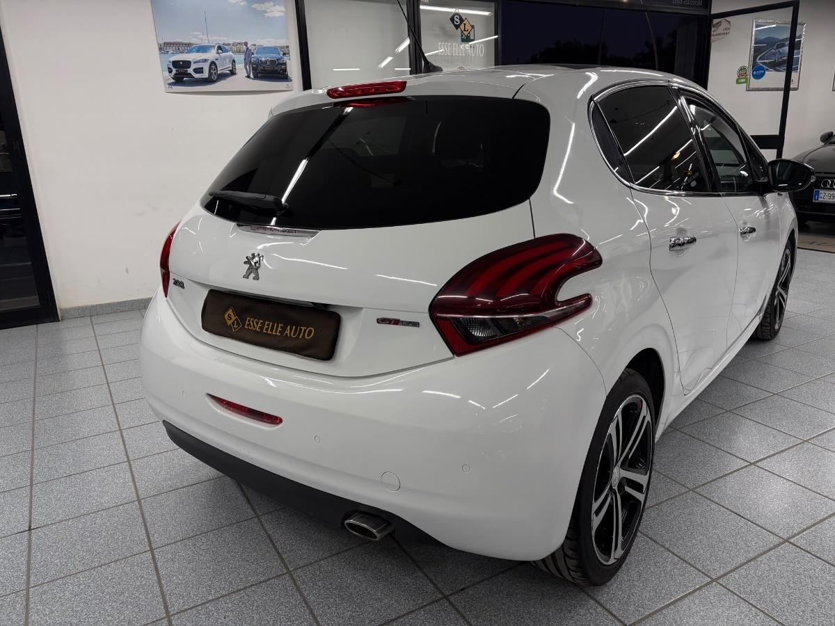 PEUGEOT 208 1.6 BlueHDi 100CV GT Line UNICO PROP/ TETTO/ NAVIGATORE/ RETROCAMERA