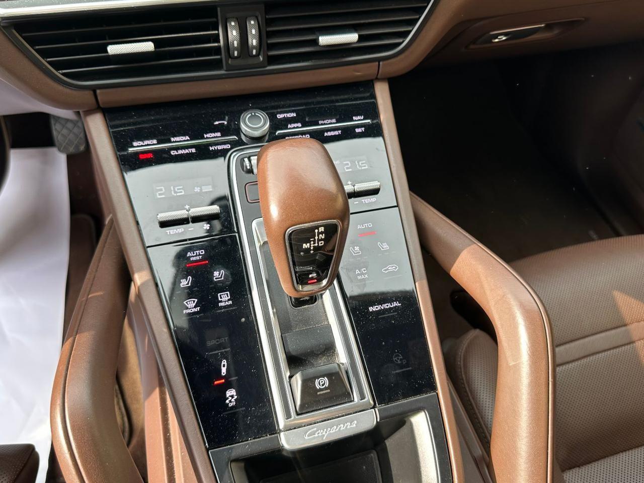 Porsche Cayenne Coupé 3.0 V6 E-Hybrid Full Opt UNIPROPRIETARIO