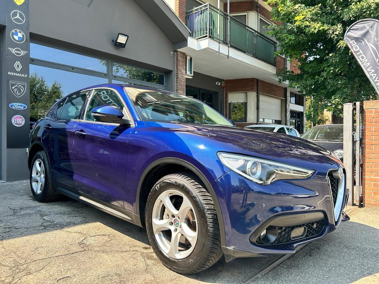 Alfa Romeo Stelvio 2.2 Turbodiesel 180 CV AT8 Q4 Super