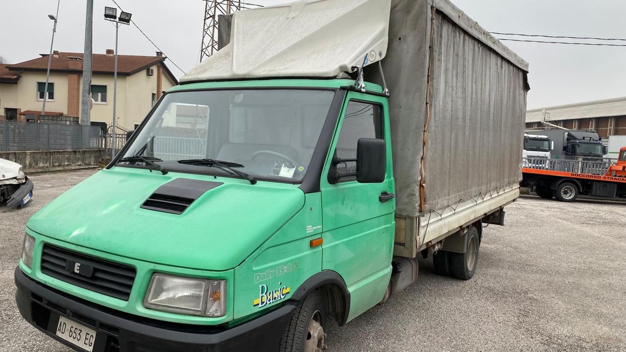 Iveco Daily 35.8 2.5 Diesel PC Cab. Classic