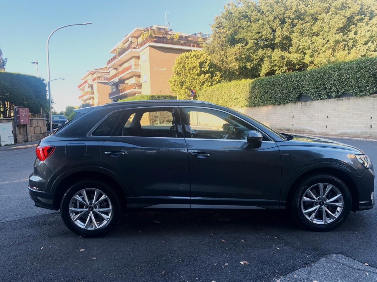 Audi Q3 45 TFSI e S tronic S-LINE 2022 KM51130