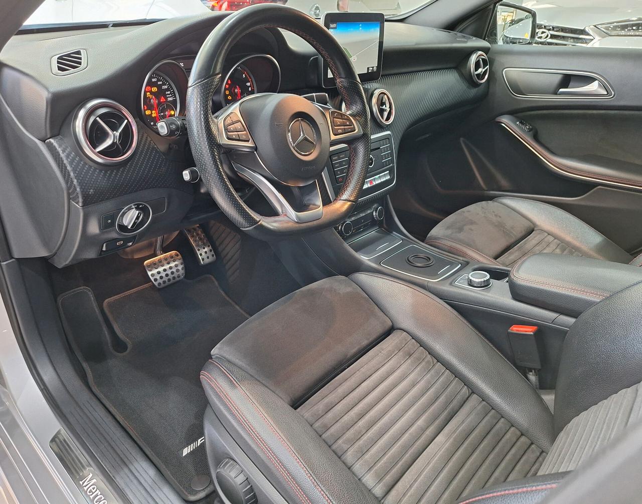Mercedes A 200d Aut Premium Plus AMG