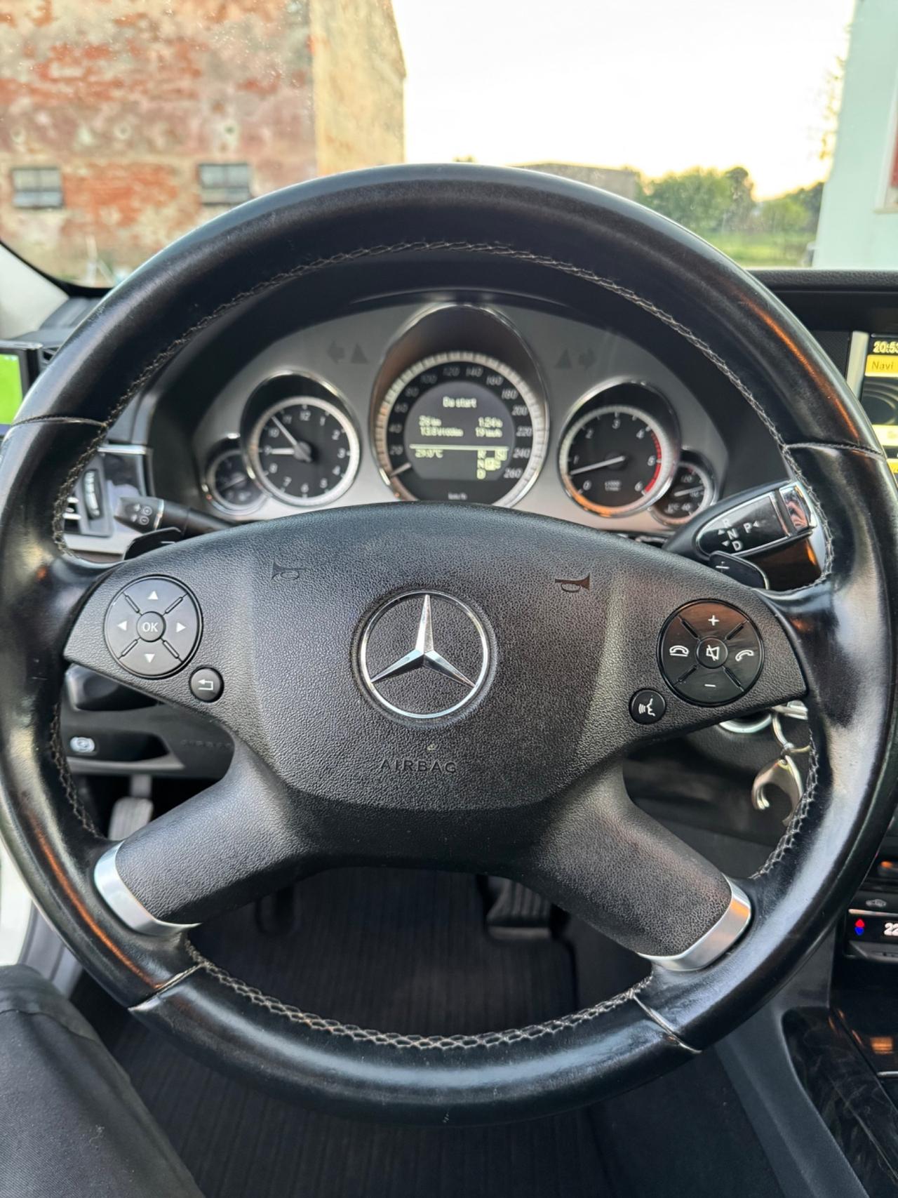 Mercedes-benz E 350 4MATIC
