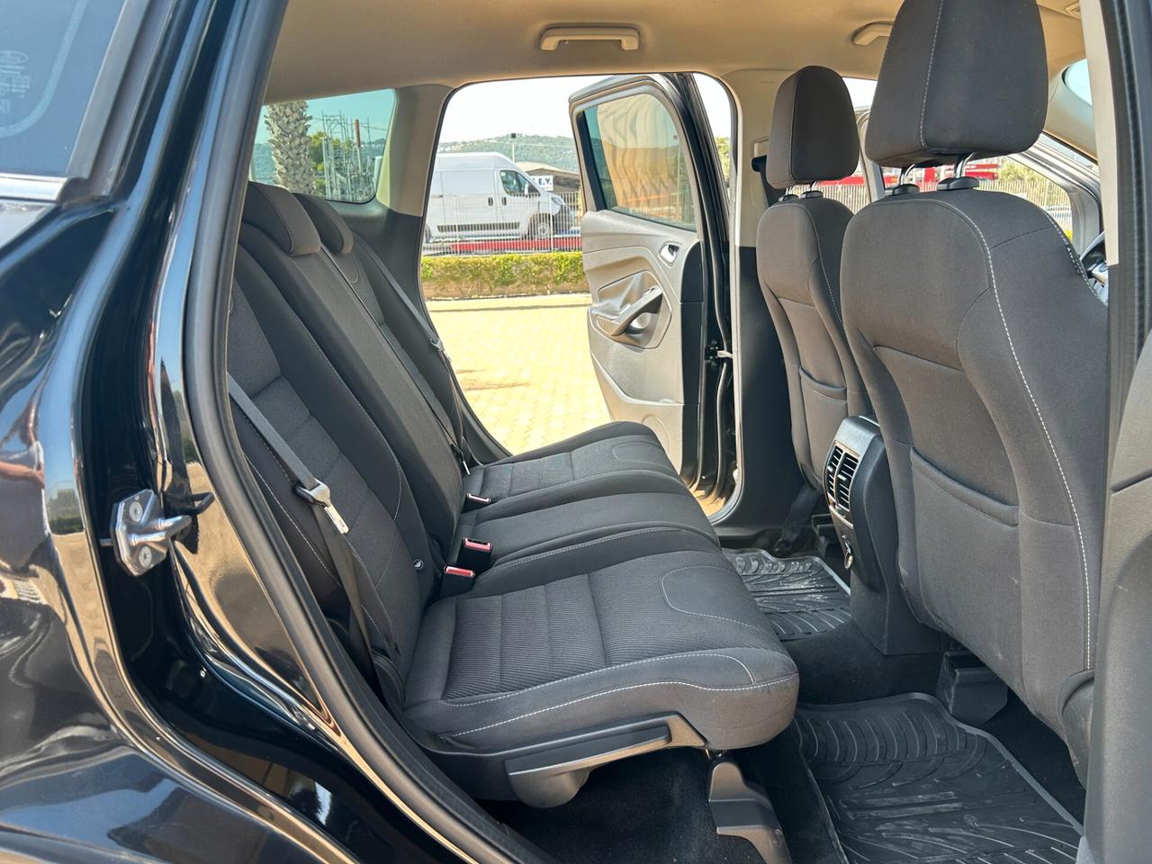 Ford Kuga 2.0 TDCI 150CV Business Automatica