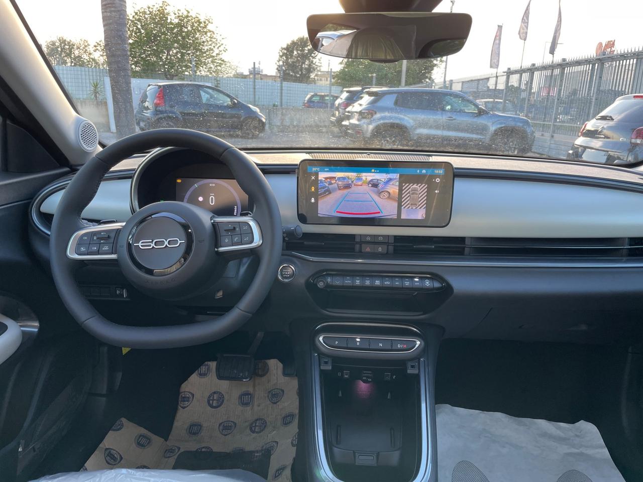 Fiat 600 Hybrid KM0 a*f*f*a*r*e