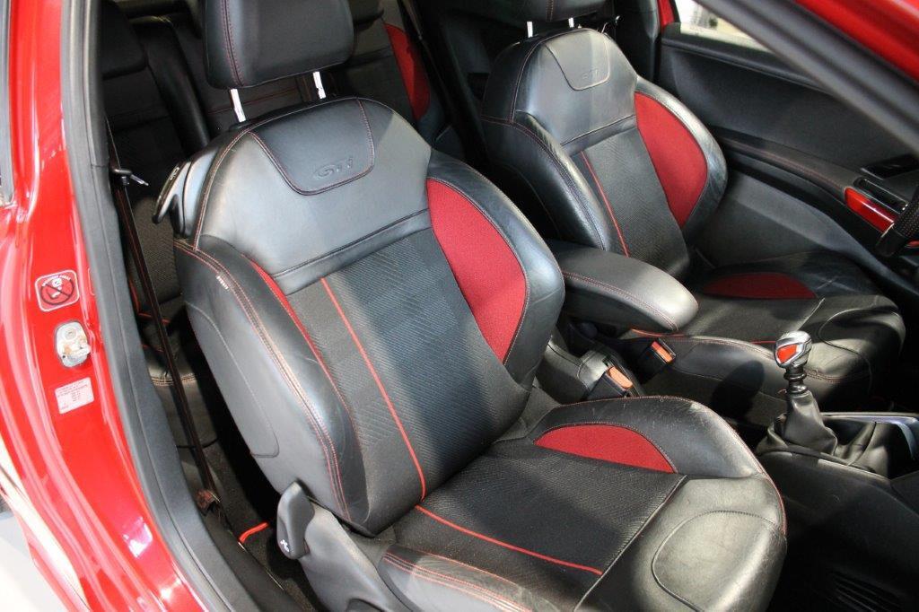 Peugeot 208 1.6 THP 200 CV 3 porte GTi