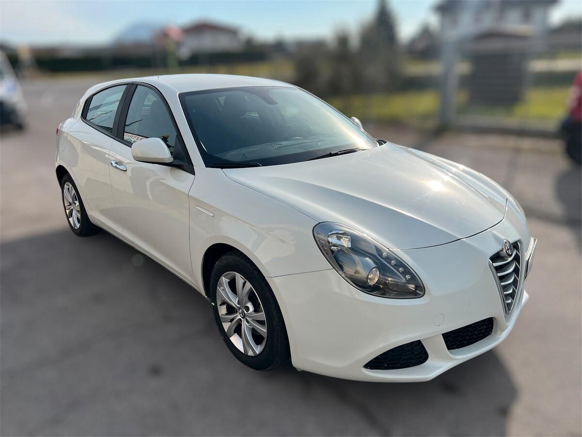 Alfa Romeo Giulietta 1.6 JTDm-2 120 CV Exclusive / OK NEOPATENTATI