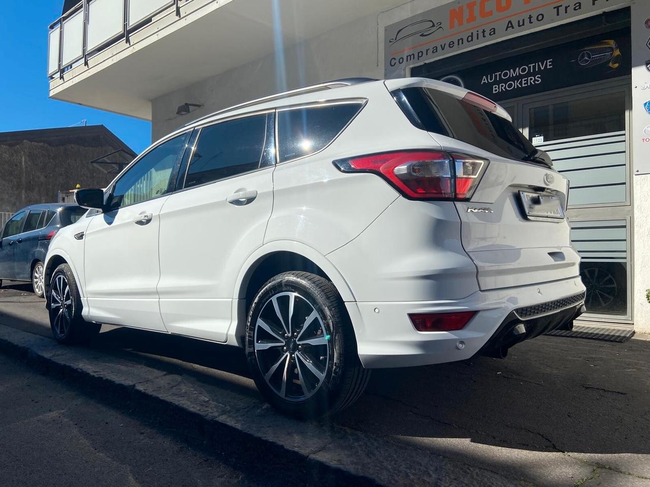 Ford Kuga 2.0 TDCI 120 CV S&S 2WD ST-Line