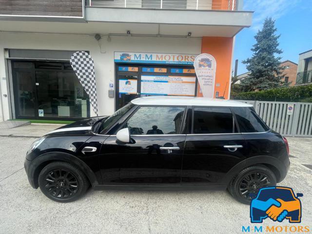 MINI Cooper 1.5 + garanzia