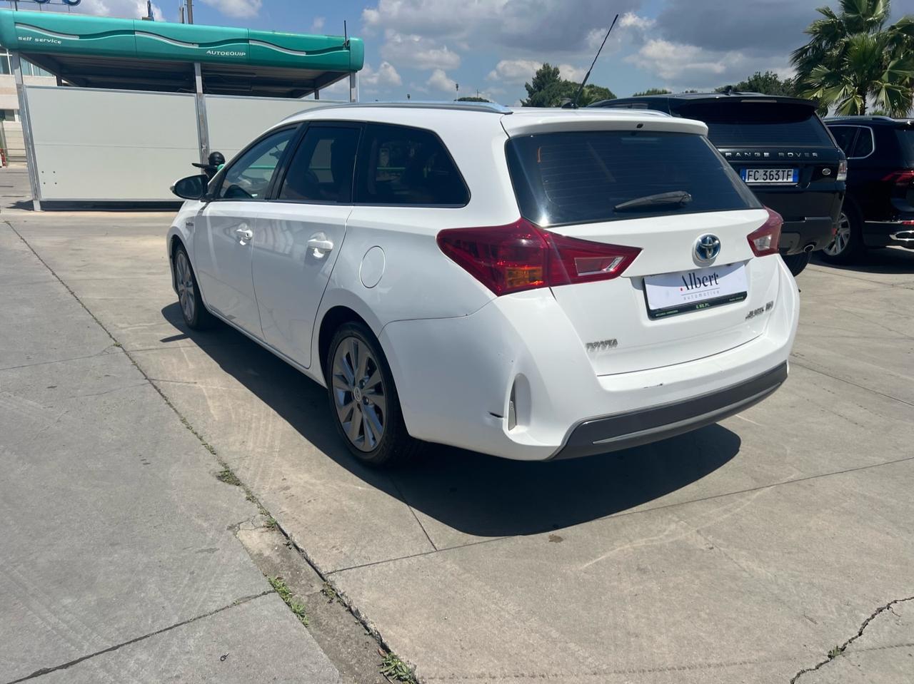 Toyota Auris Touring Sports 1.8 Hybrid Lounge