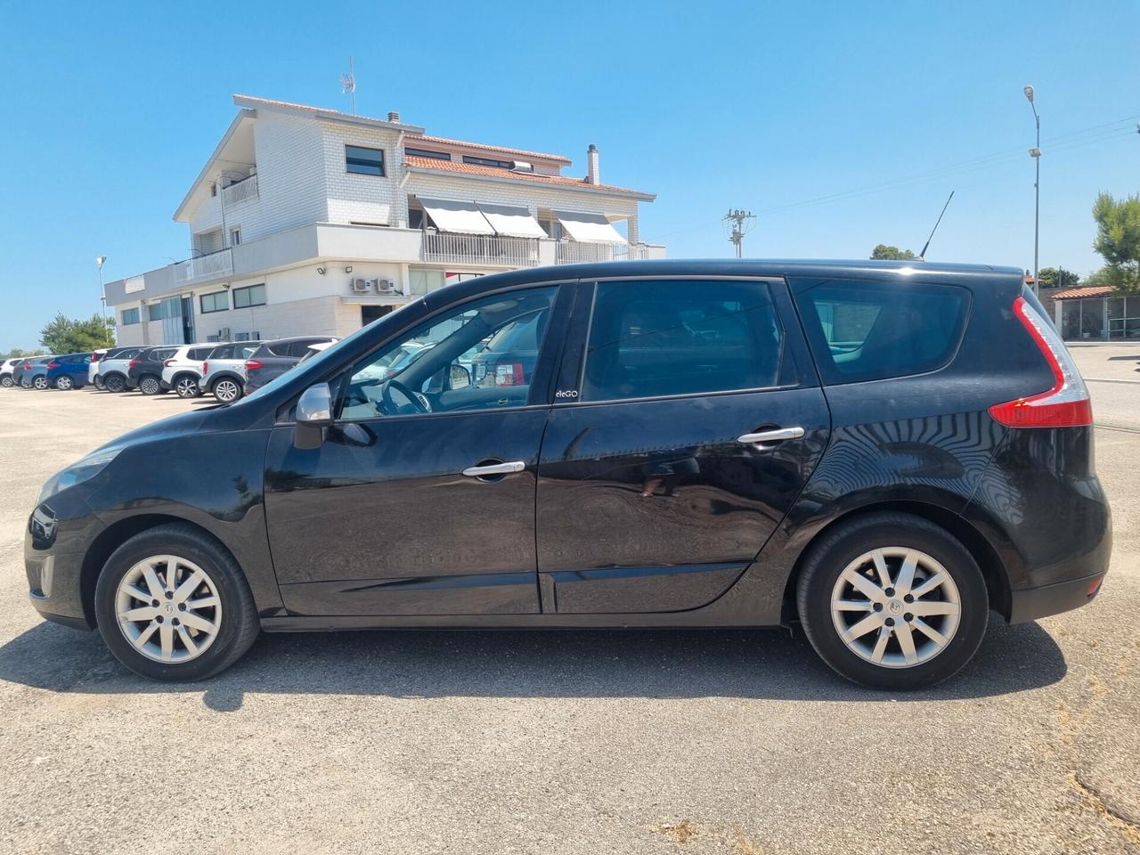 Renault Scenic 1.9 dCi 130CV EleGO 7 POSTI