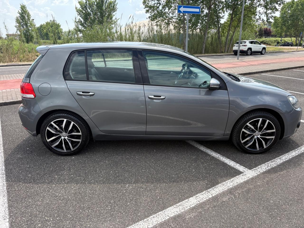 Volkswagen Golf 1.6 TDI 105CV*HIGHLINE*2011