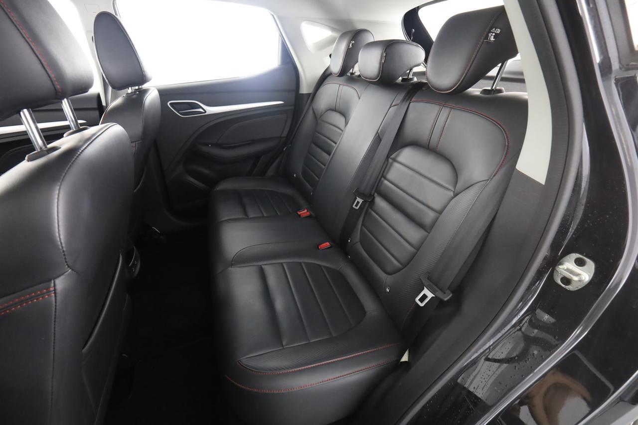 MG ZS (2021-->) ZS 1.0T-GDI aut. Luxury