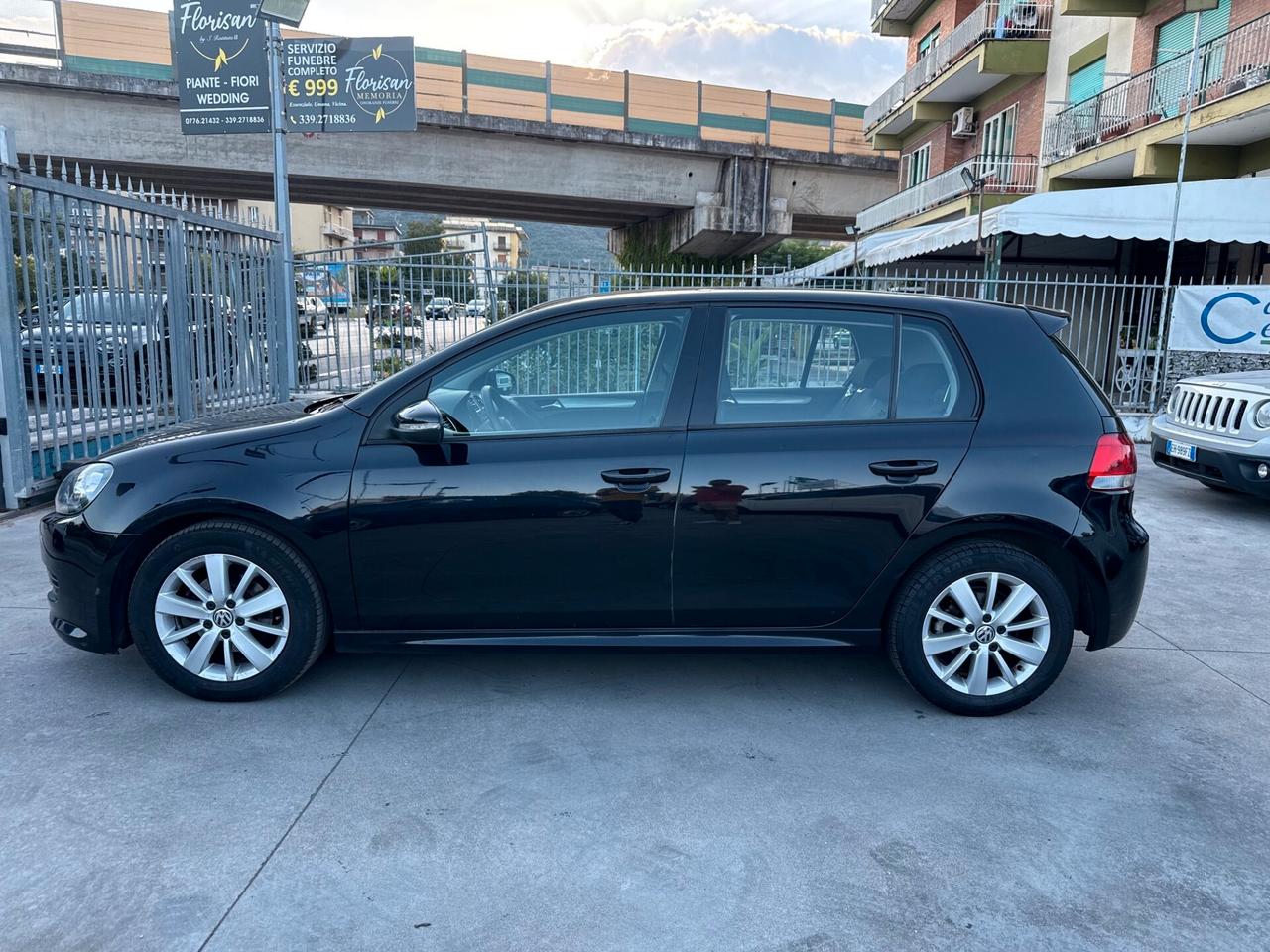 GOLF 6-1.6 DIESEL 105CV ANNO 2011-ALL. R-LINE