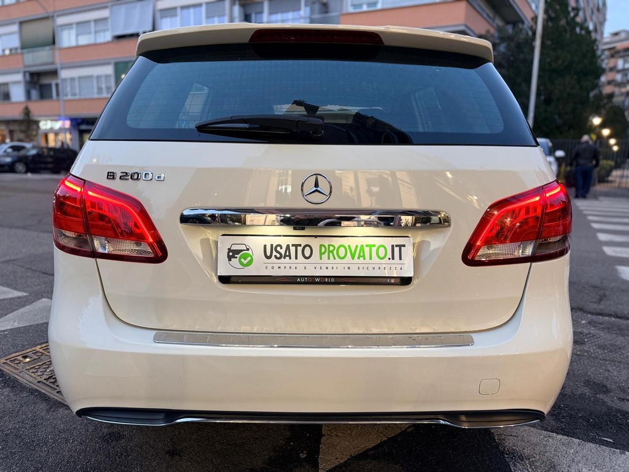Mercedes-benz B 200 d Automatic Premium