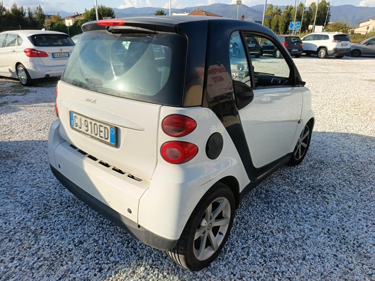 Smart ForTwo 1000 52 kW MHD coupé pure