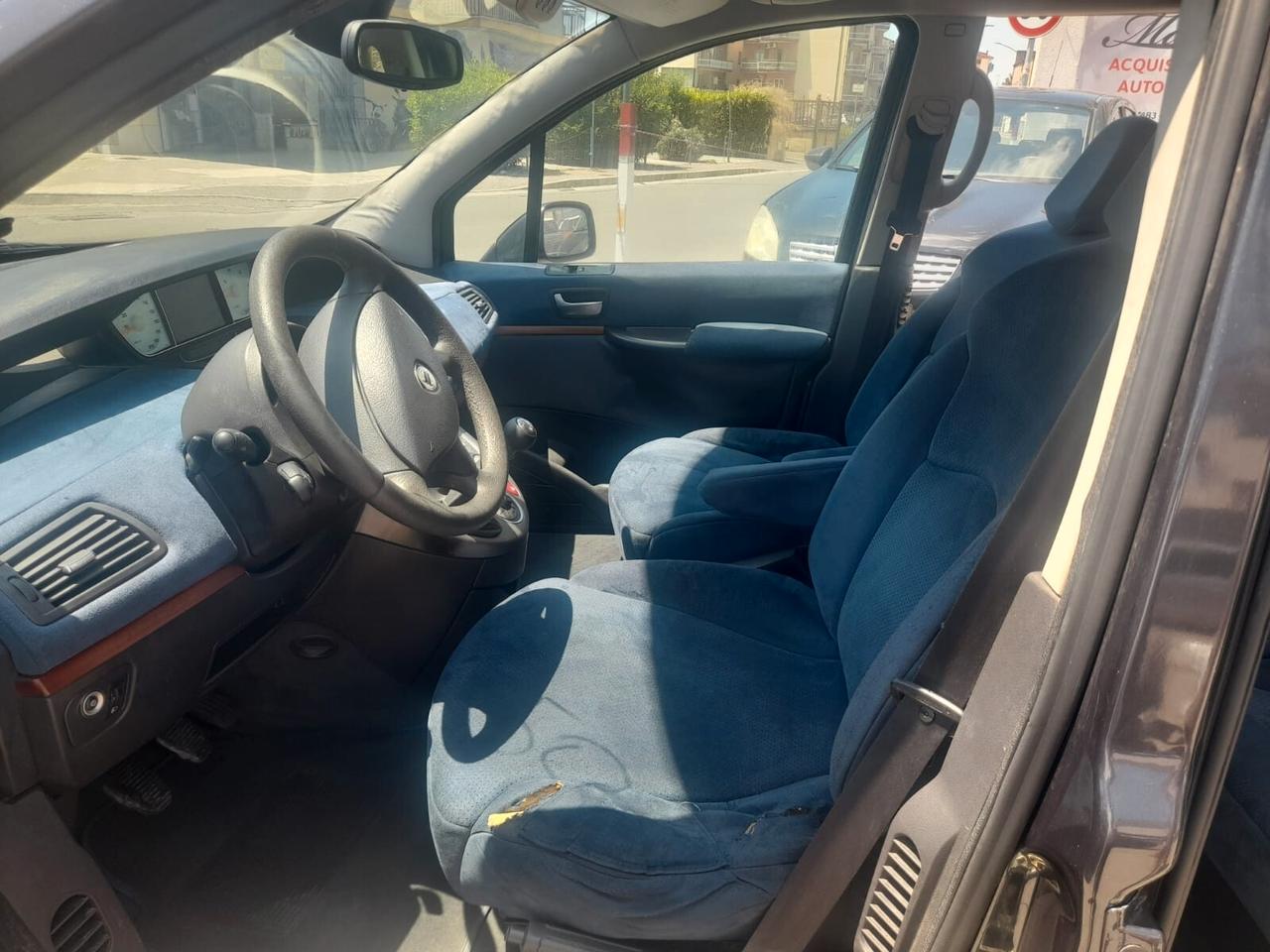 Lancia Phedra 2.2cc diesel(PRIVATO)-2004