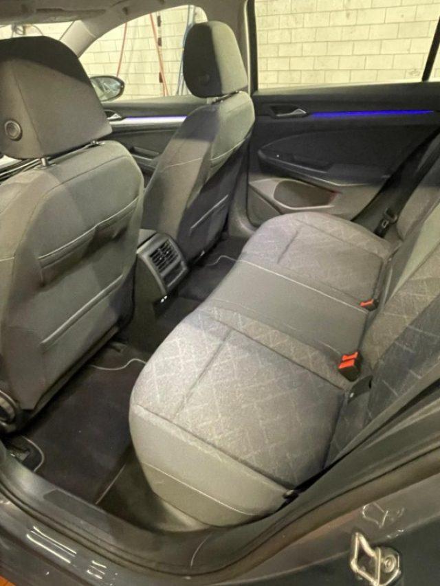 VOLKSWAGEN Golf 1.0 eTSI EVO DSG Life