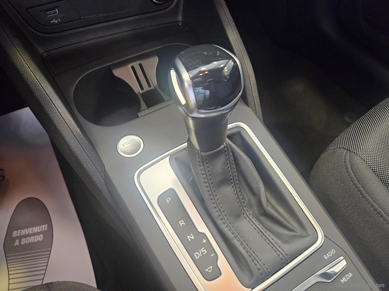 AUDI Q2 30 TDI S tronic Business