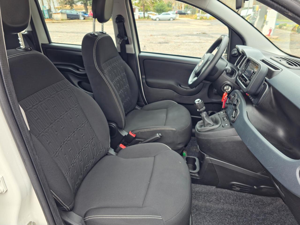 Fiat Panda 1.0 FireFly S&S Hybrid 2024-E6 Manuale NEO