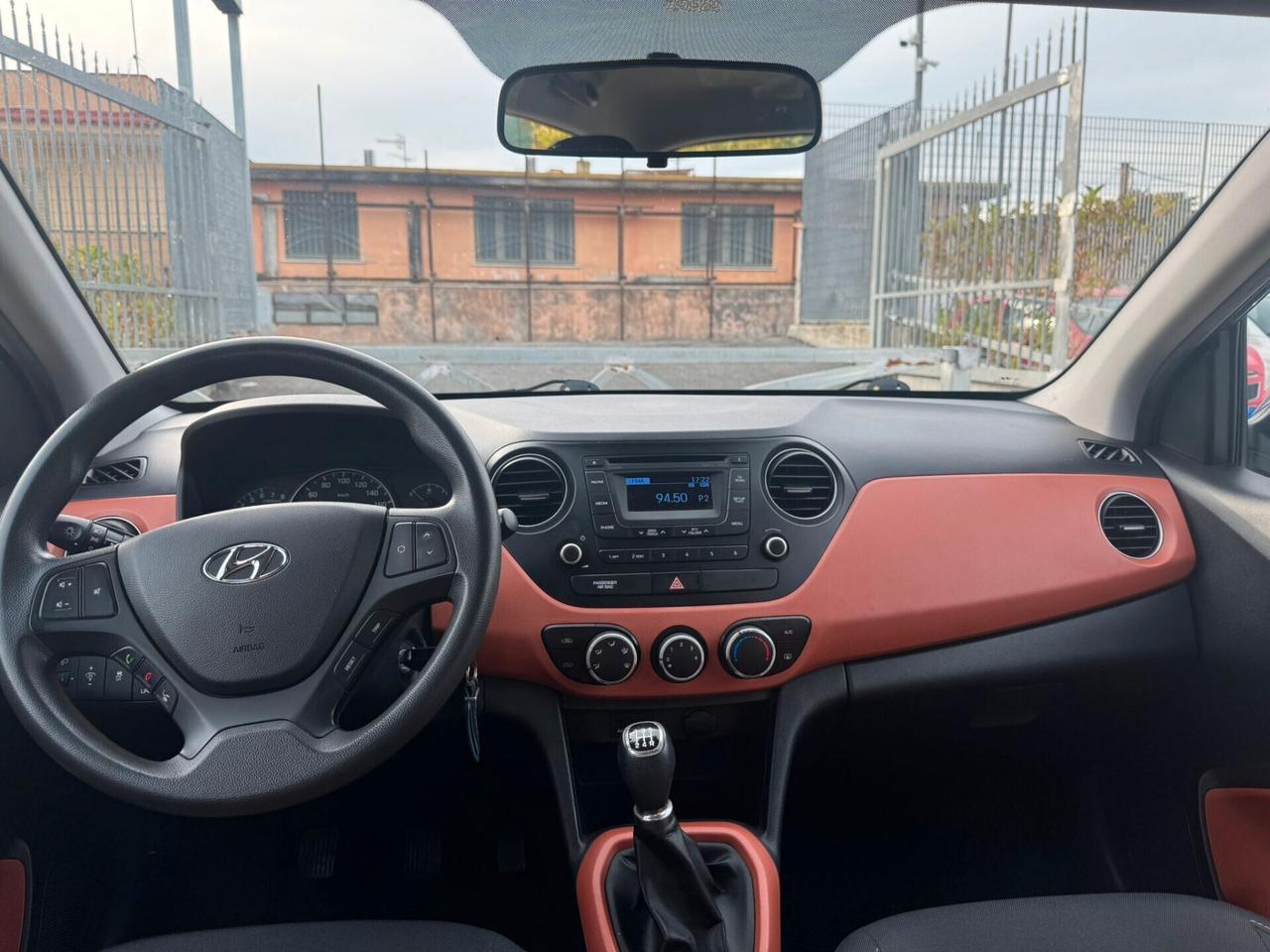 Hyundai i10 1.0gpl