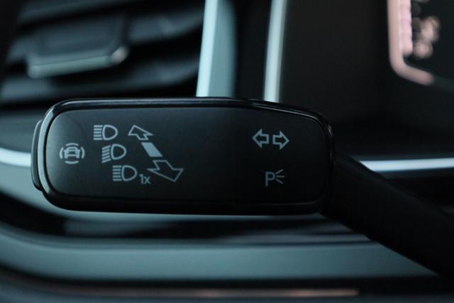 VOLKSWAGEN Taigo 1.0 TSI 115 CV DSG R-Line