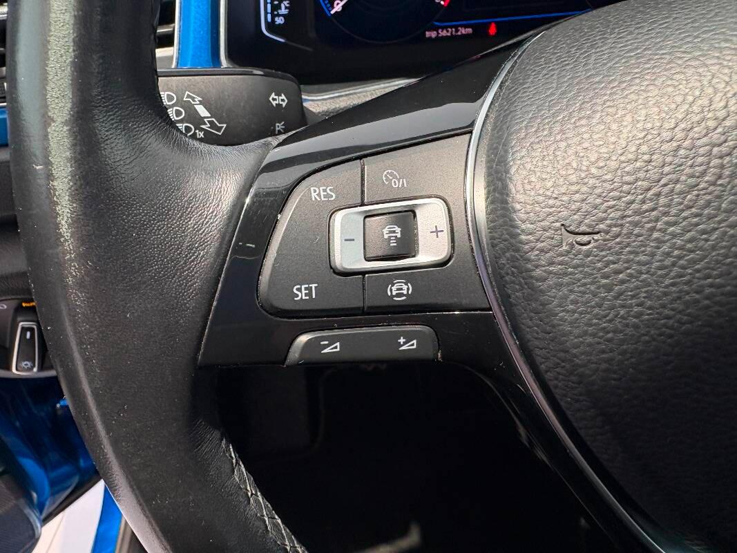 Volkswagen T-Roc 1.0 tsi Advanced