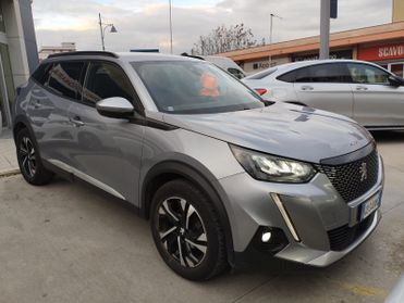Peugeot 2008 PureTech 100 S&S Allure Navi Pack