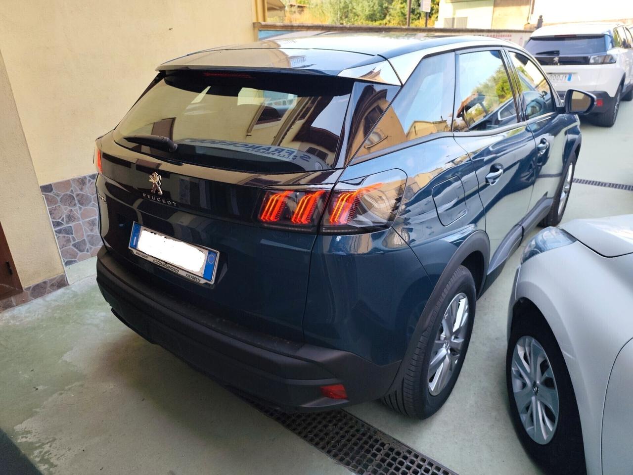 Peugeot 3008 1.5 EAT8 Business 130cv - 2021
