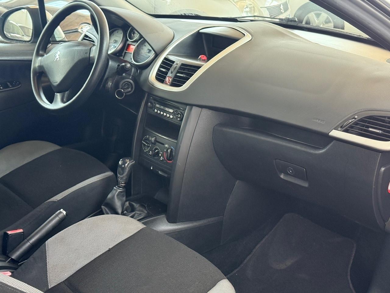 Peugeot 207 1.4 88CV 3p. XS