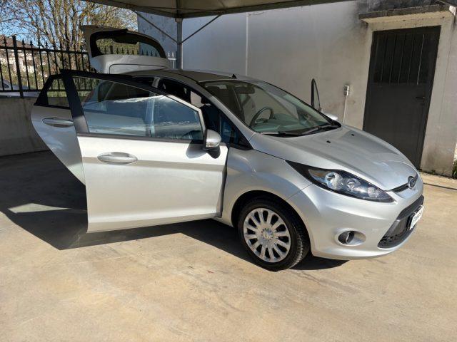 FORD Fiesta 1.2 82CV 5 porte OK NEOPATENTATI EURO 5 BENZINA