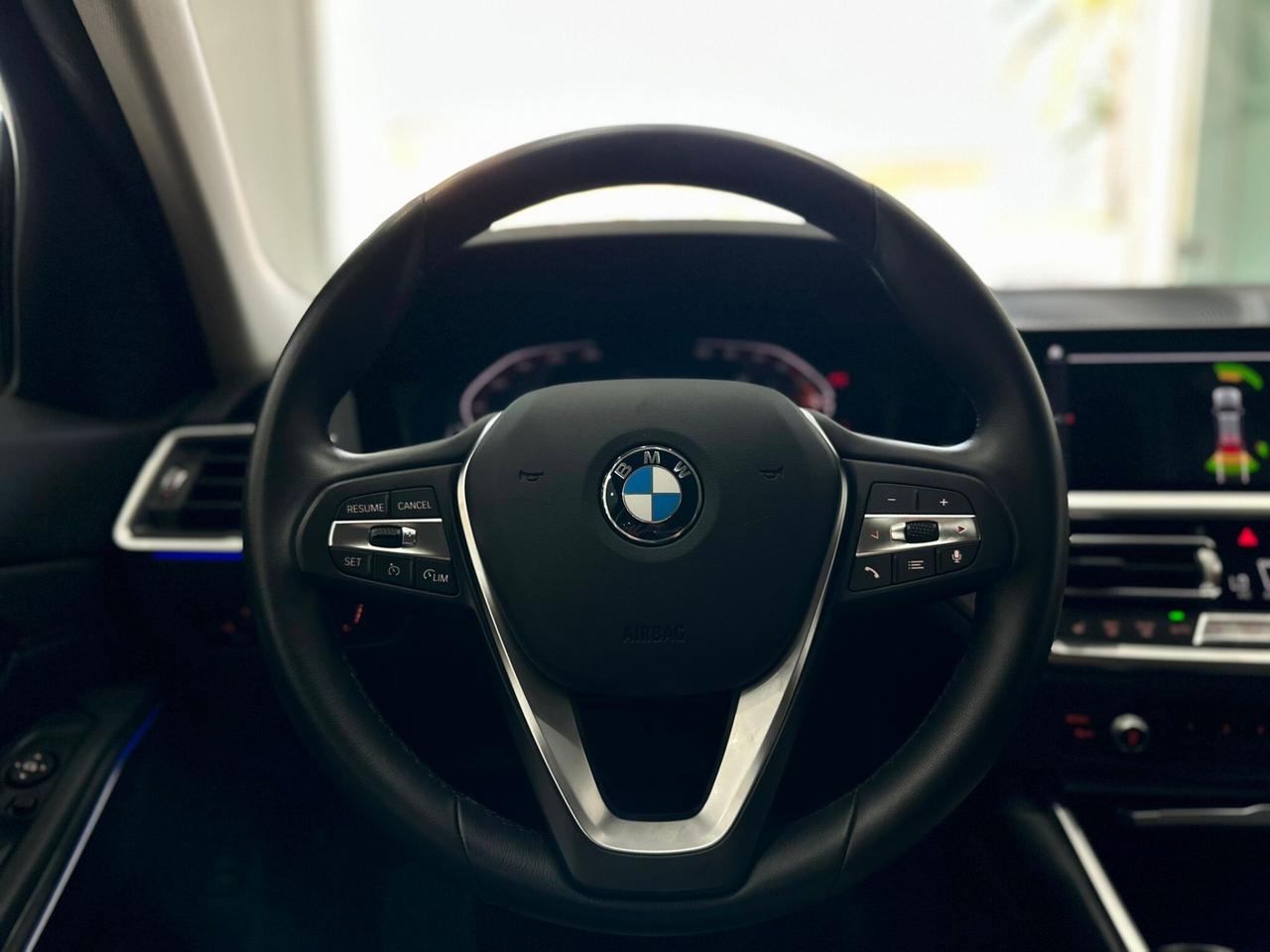 BMW 318 d 48V Touring Sport LED AMBIENT