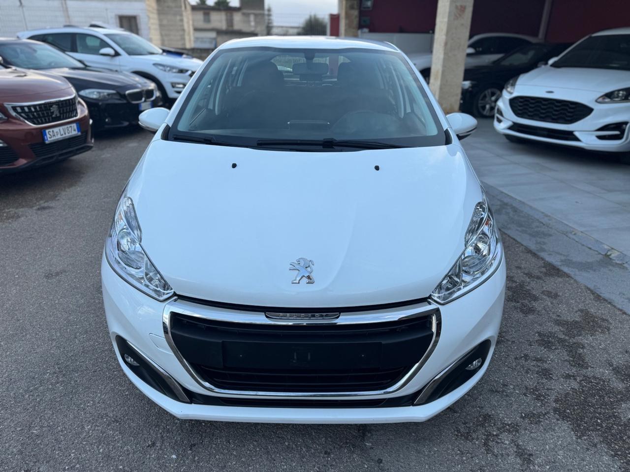 Peugeot 208 BlueHDi 100 5 porte Allure navi