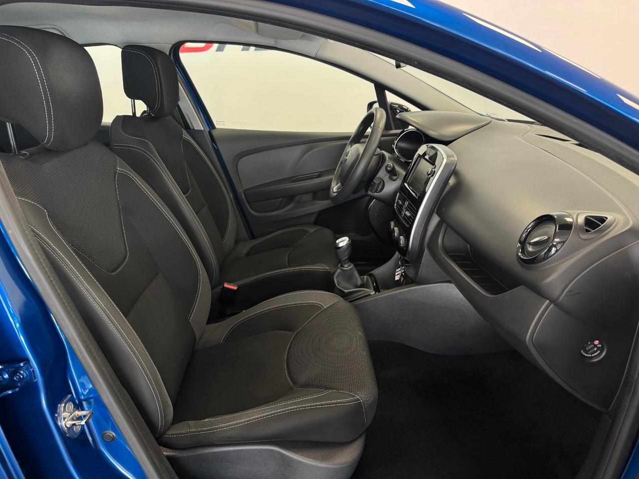 Renault Clio dCi 8V 90 CV 5 porte Moschino Life KILOMETRI CERTIFICATI